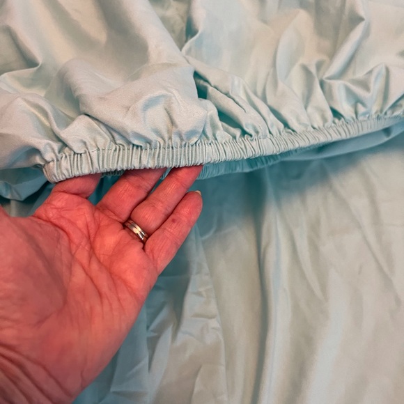 Light Green FULL Bed Sheet Set - Picture 2 of 4